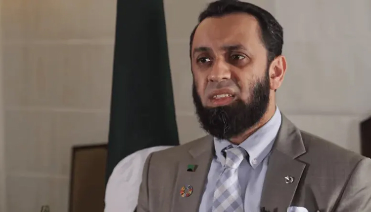 Govt believes in technology integration with financial services for cashless economy: Atta Tarar